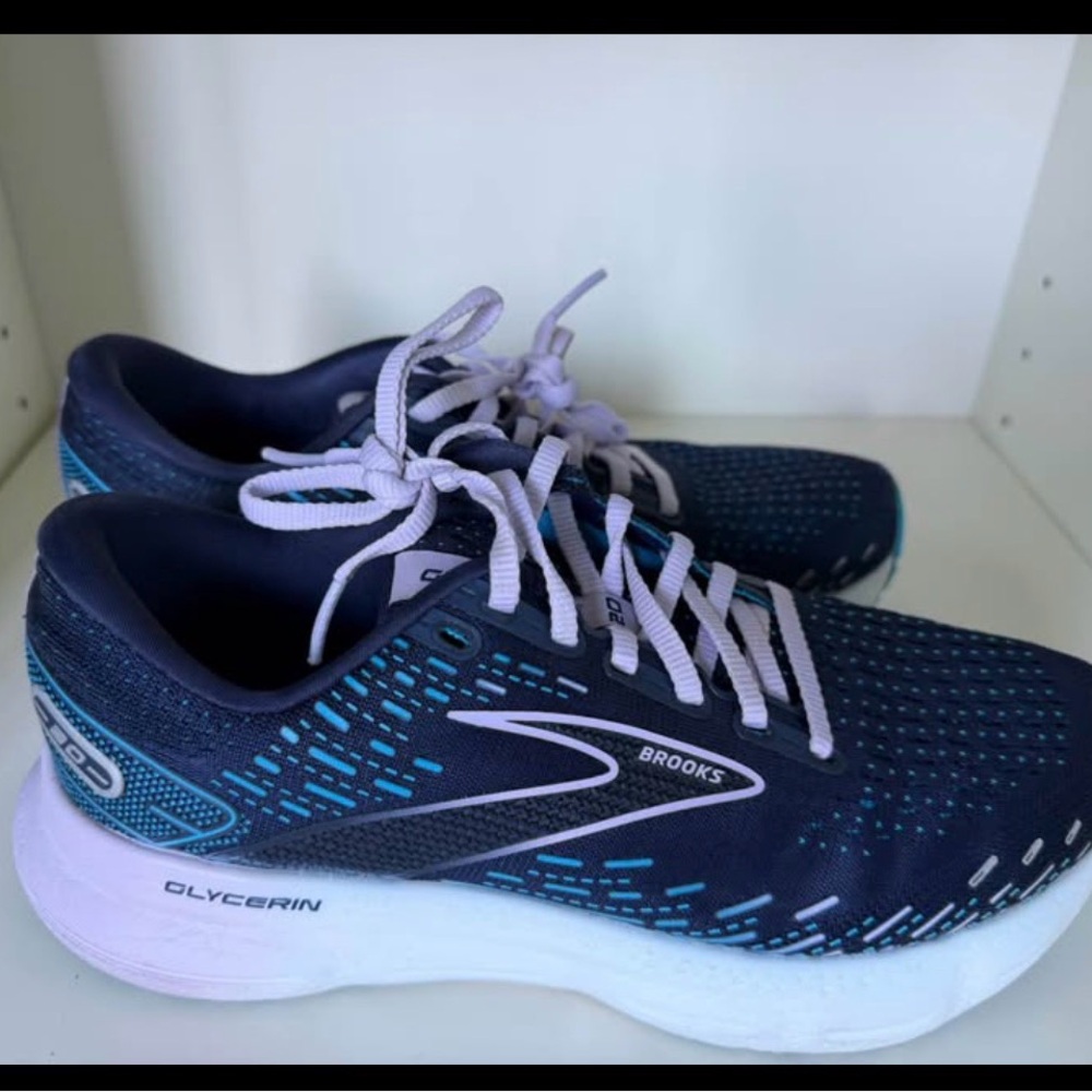✨  🏃‍♀️ Brooks Glycerin Running Shoes – Women’s Size 7 ✨ 🏃‍♀️ Retail  $150